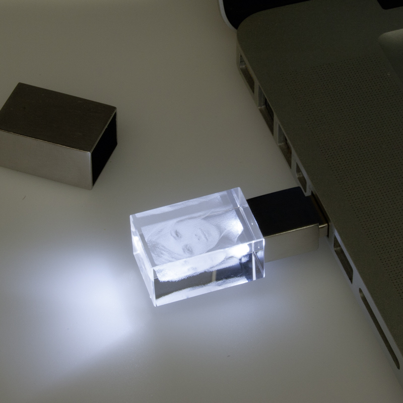 2D Foto im USB-Stick aus Glas und Metall