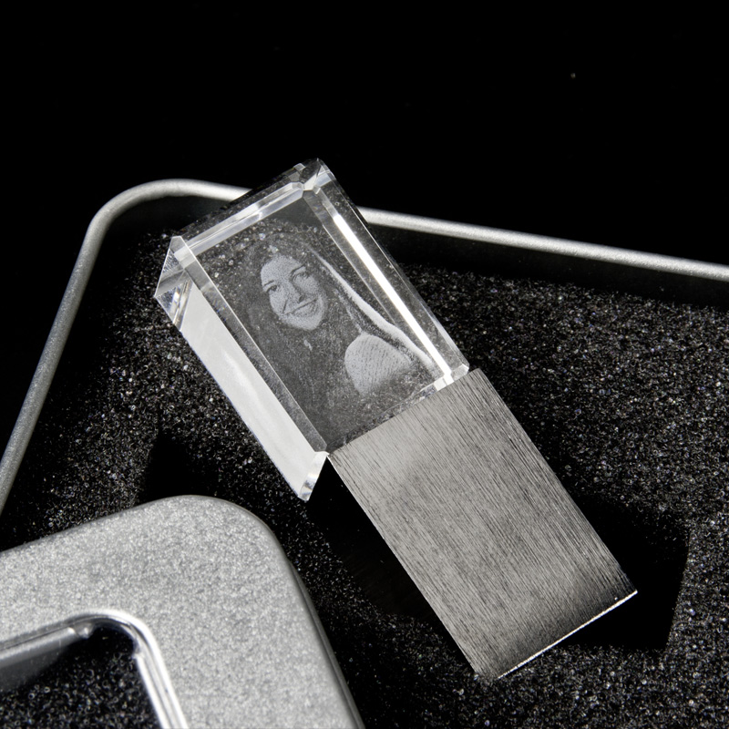 Contento 3D Glasfoto im USB-Stick